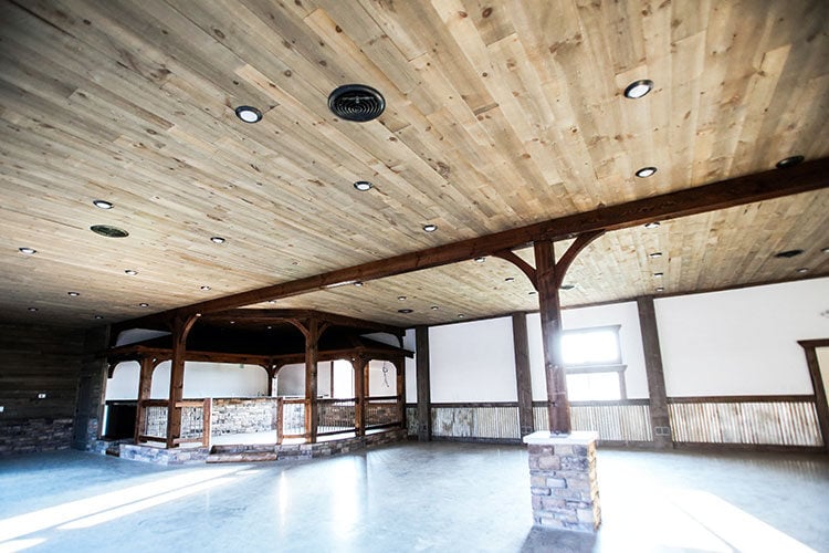 wedding-barn-shiplap-nickel-gap-750-500